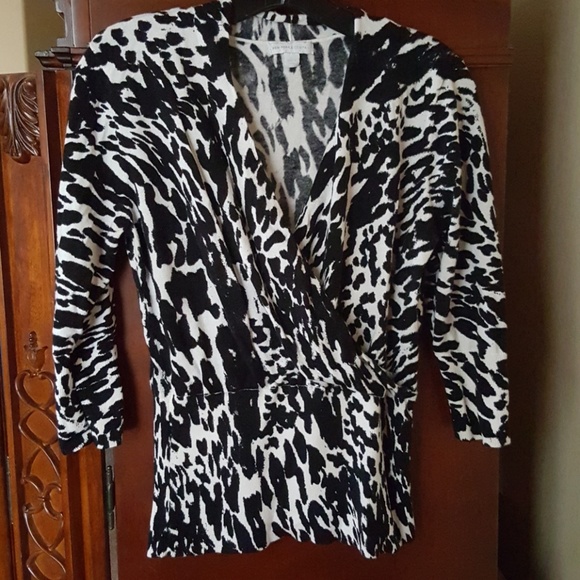 Sweater - Picture 3 of 3